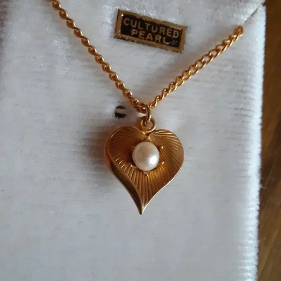 "RARE" Culured Pearl Necklace - Picture 8 of 16